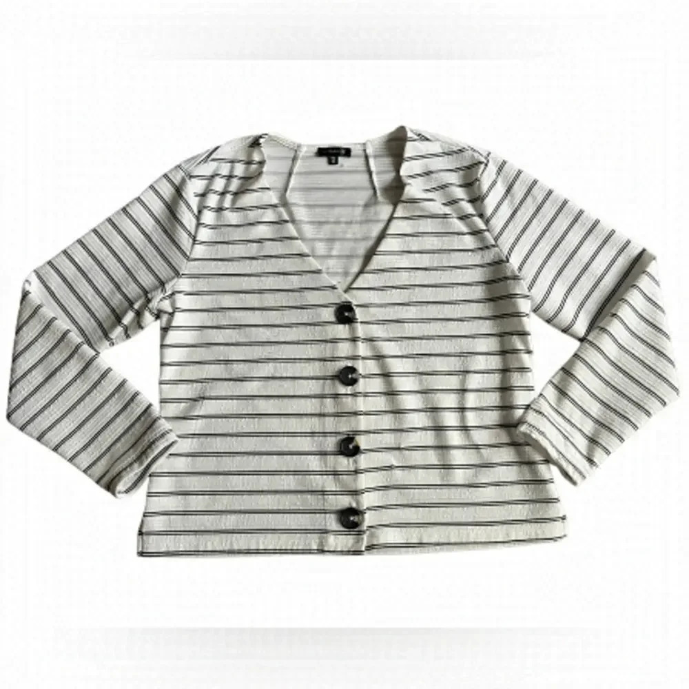 🤍 Dynamite Striped Button-Up Cardigan Top – Tailored Fit